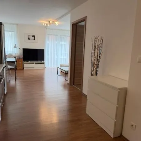 22 Dandar Park * Budapešť